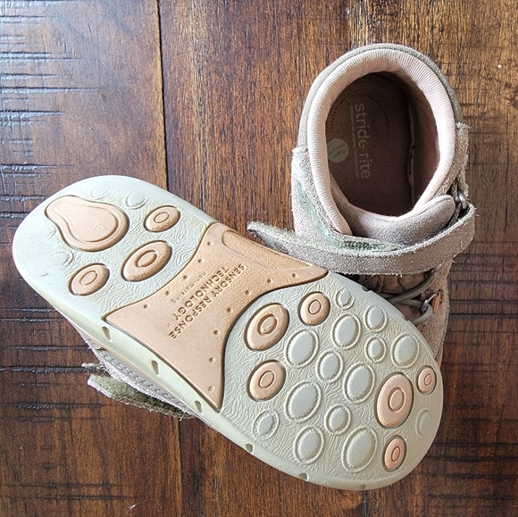 Stride Rite Augustine Boot - Picture 2 of 4